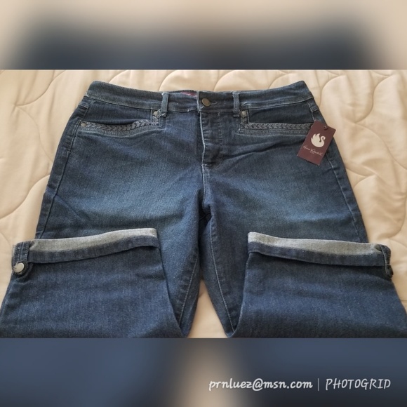 Gloria Vanderbilt Marnie Skimmer Capris 